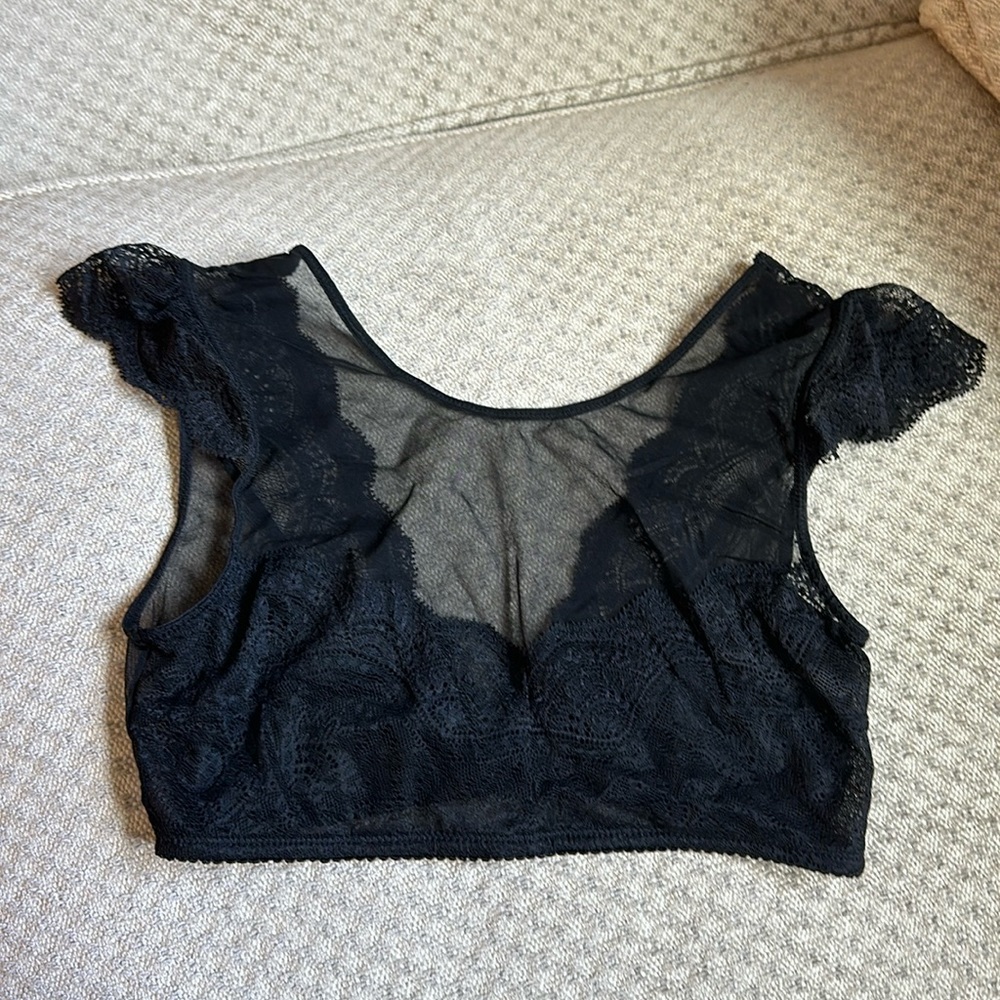 H&M lace bra top